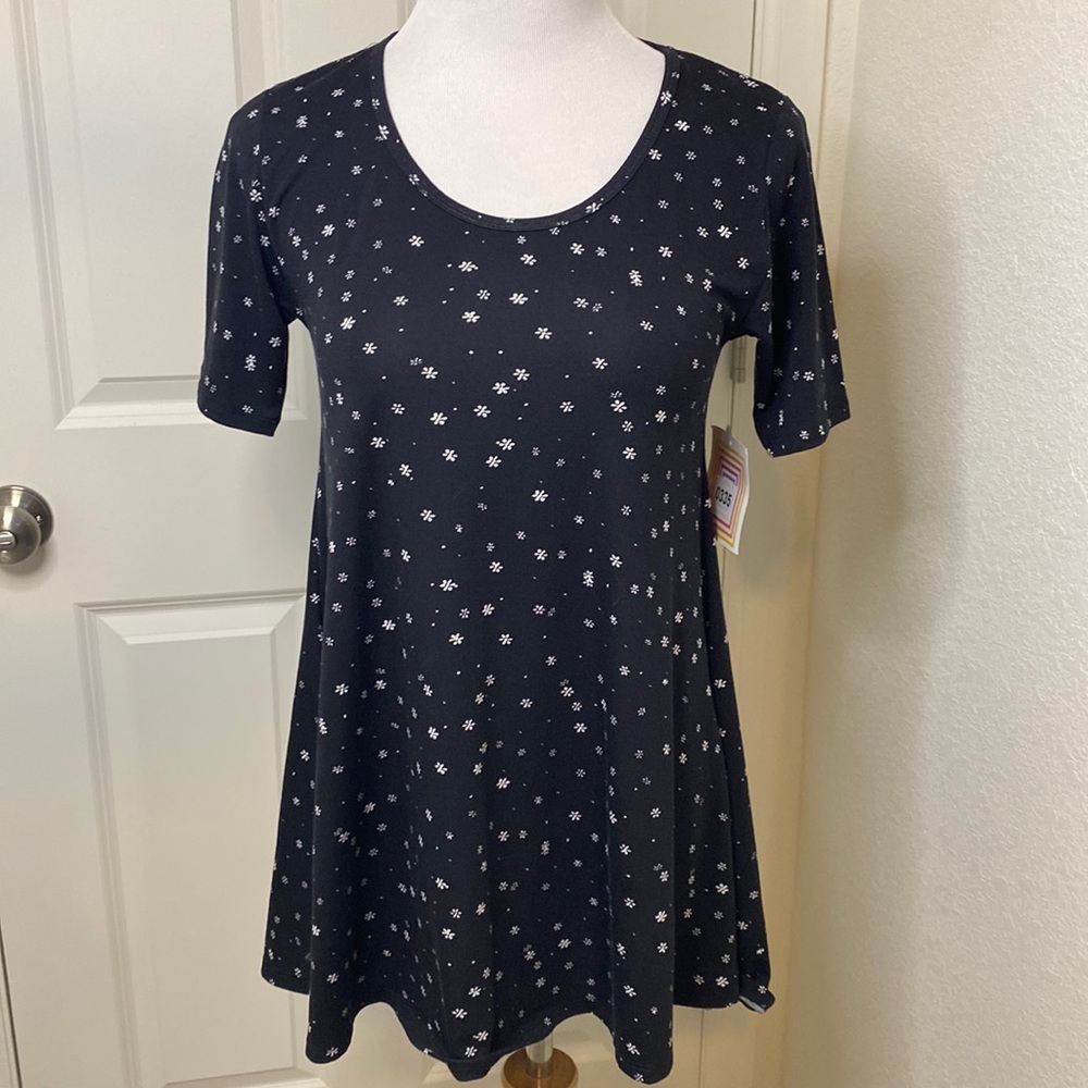 NWT Lularoe Perfect T, xxs